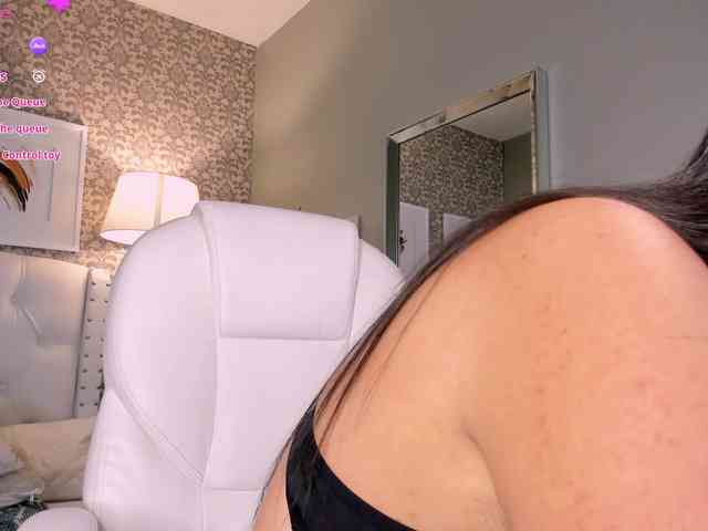 julietaevanns webcam