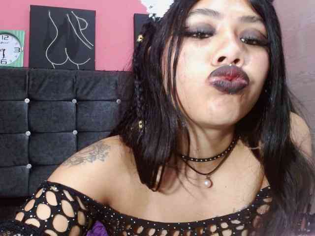 aliii_barrera webcam
