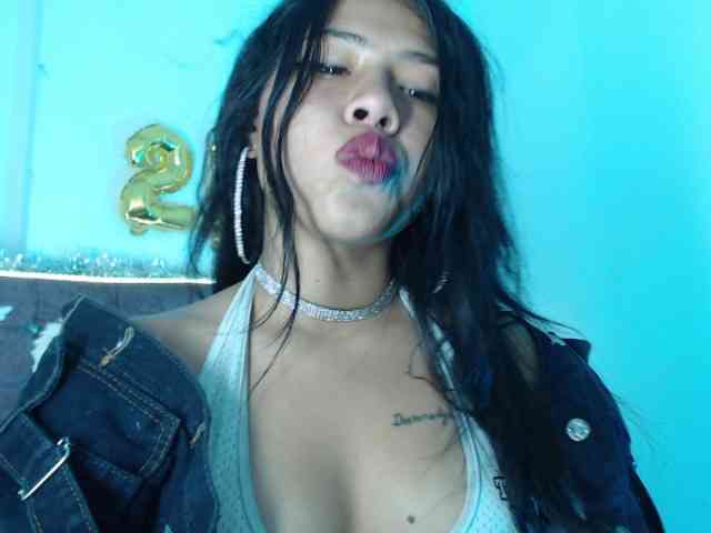 aliii_barrera webcam