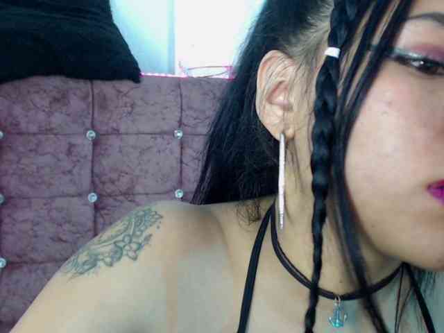 aliii_barrera webcam