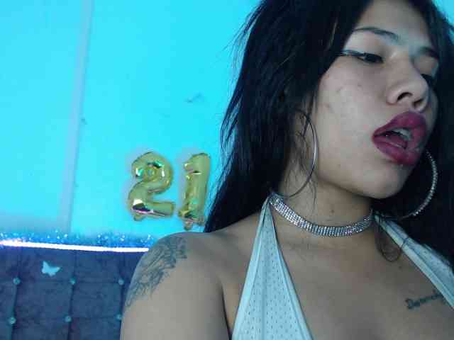 aliii_barrera webcam