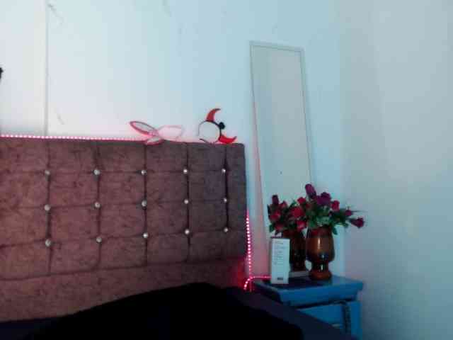 aliii_barrera webcam