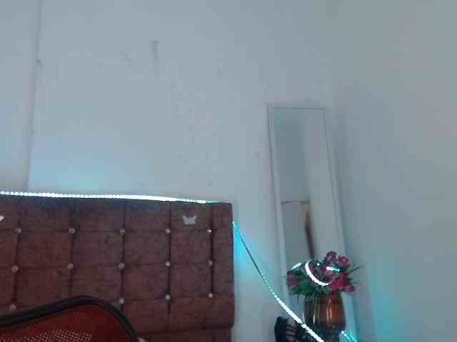 aliii_barrera webcam