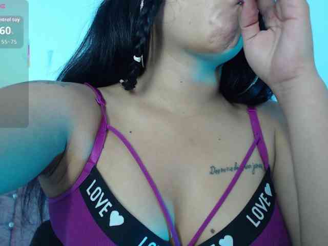aliii_barrera webcam