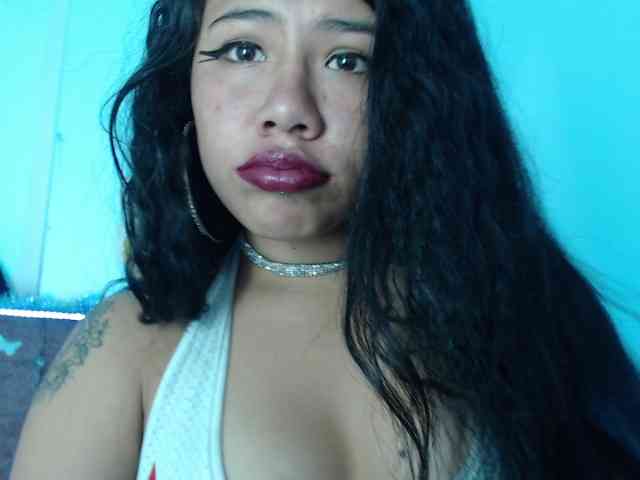 aliii_barrera webcam