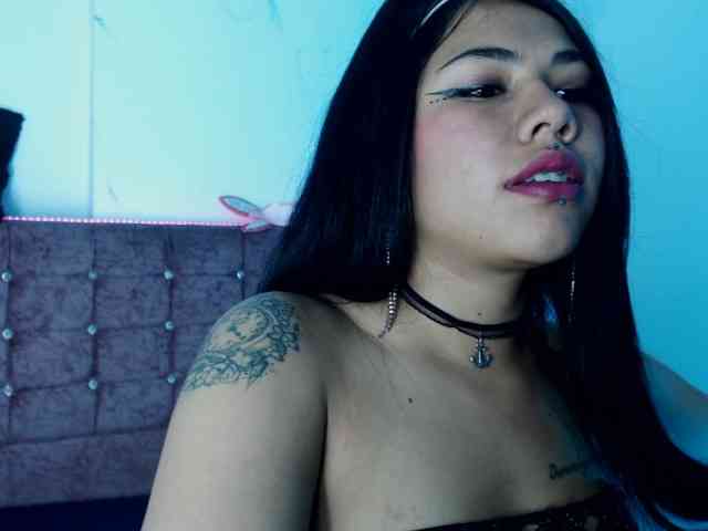 aliii_barrera webcam