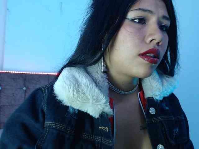 aliii_barrera webcam