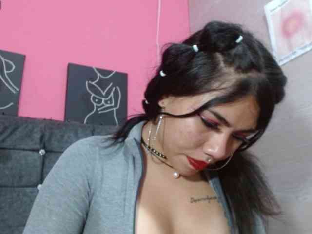 aliii_barrera webcam