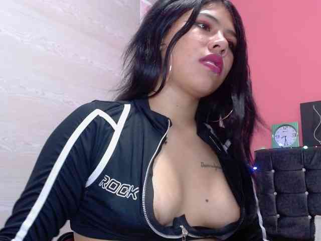 aliii_barrera webcam