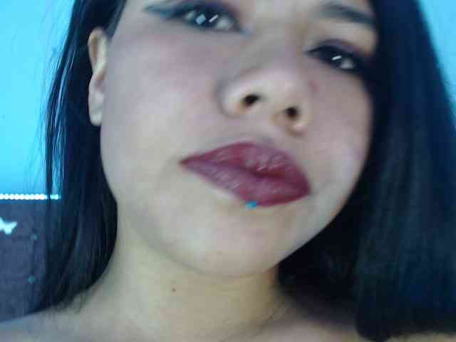 aliii_barrera webcam