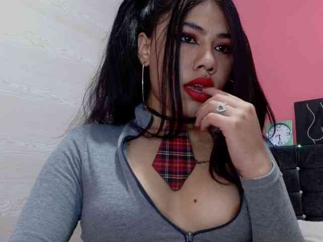 aliii_barrera webcam