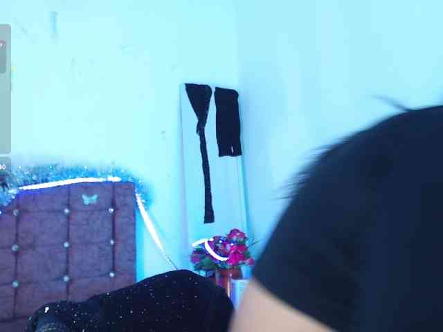 aliii_barrera webcam