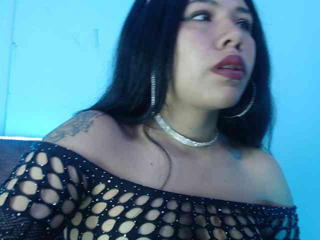 aliii_barrera webcam