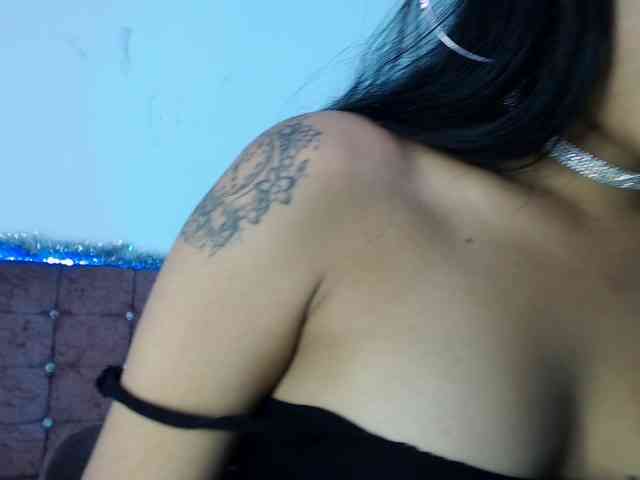 aliii_barrera webcam