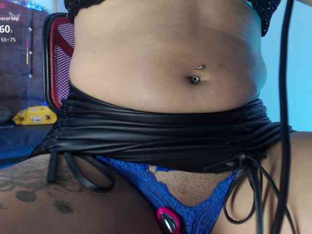 aliii_barrera webcam