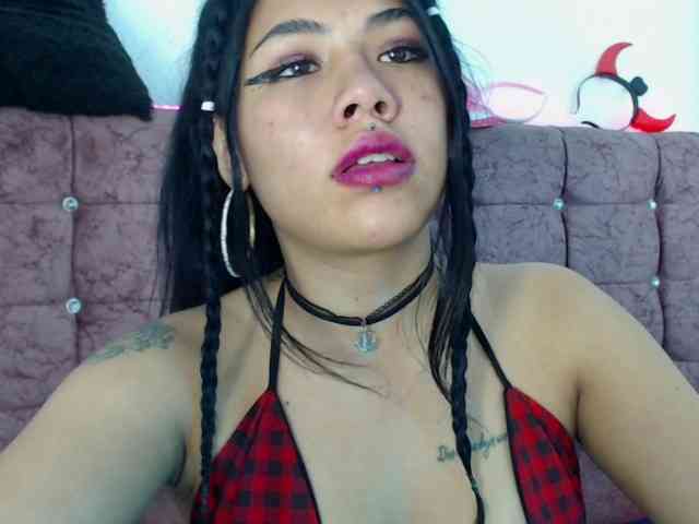 aliii_barrera webcam