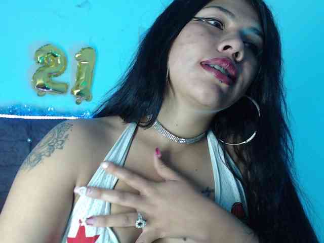 aliii_barrera webcam