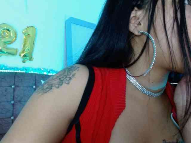 aliii_barrera webcam