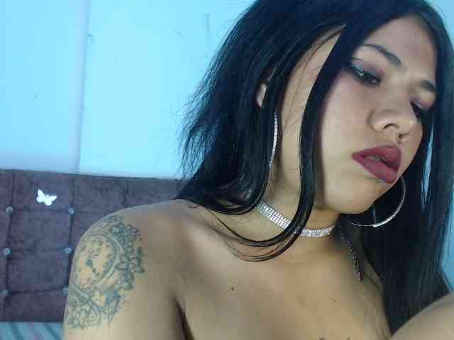 aliii_barrera webcam