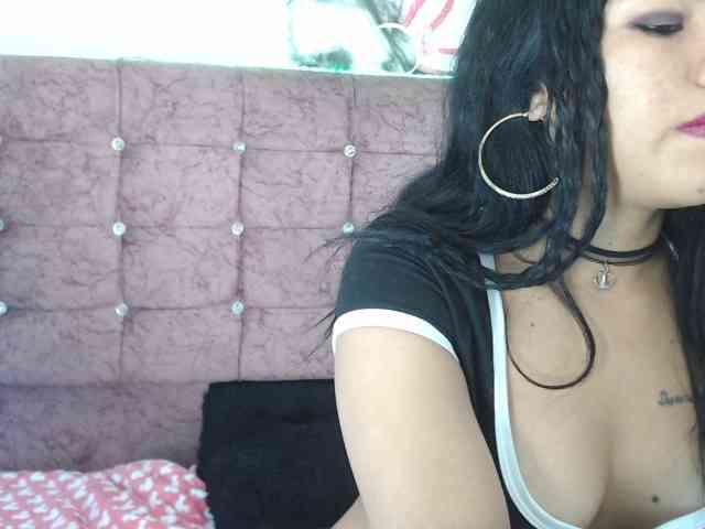aliii_barrera webcam