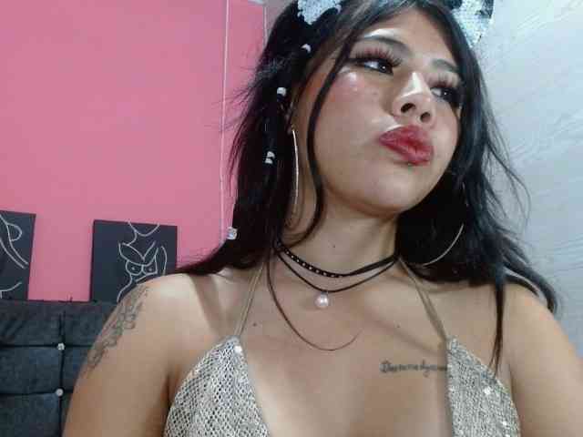 aliii_barrera webcam