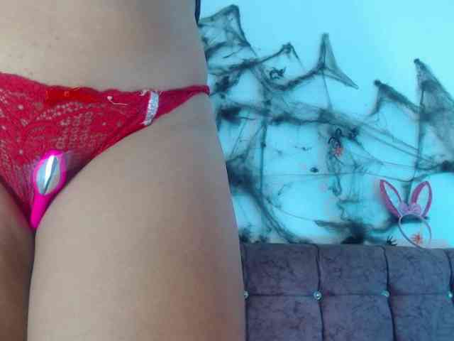 aliii_barrera webcam