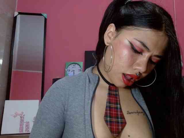 aliii_barrera webcam
