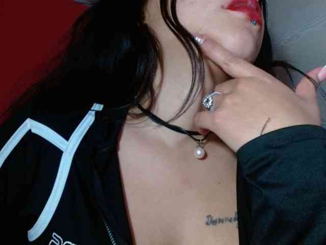 aliii_barrera webcam