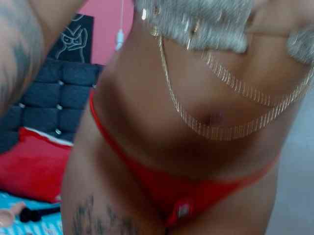 aliii_barrera webcam
