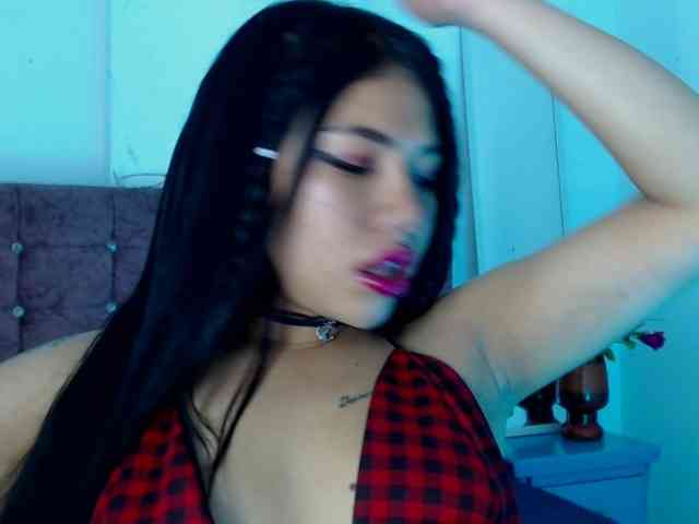 aliii_barrera webcam