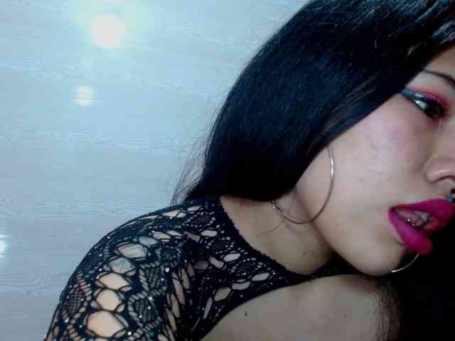 aliii_barrera webcam