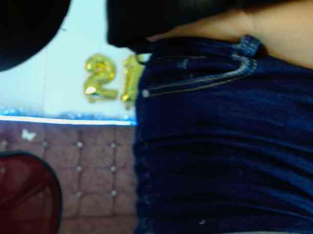 aliii_barrera webcam