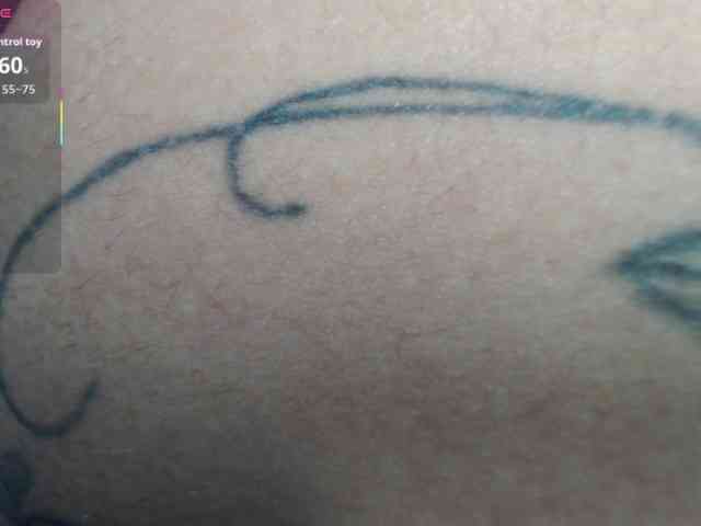 aliii_barrera webcam