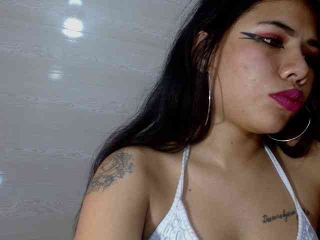aliii_barrera webcam