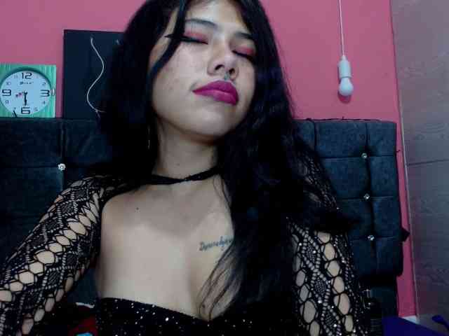 aliii_barrera webcam