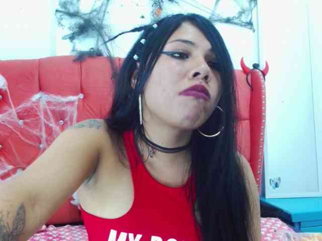 aliii_barrera webcam