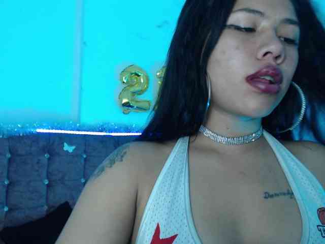 aliii_barrera webcam