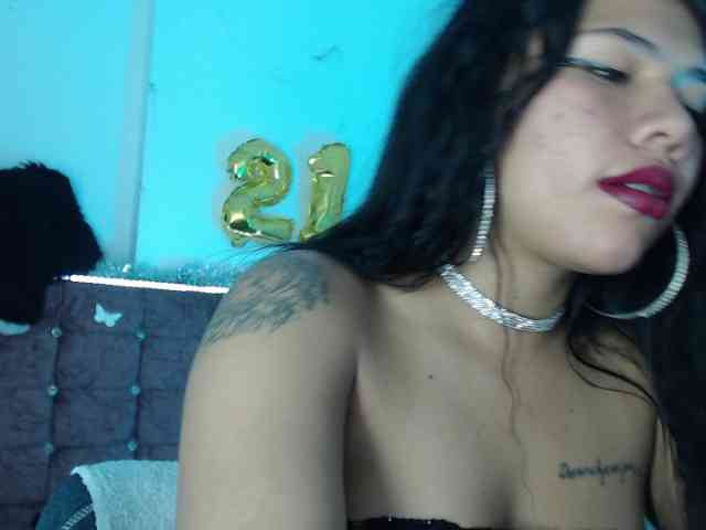 aliii_barrera webcam