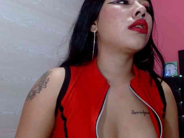 aliii_barrera webcam