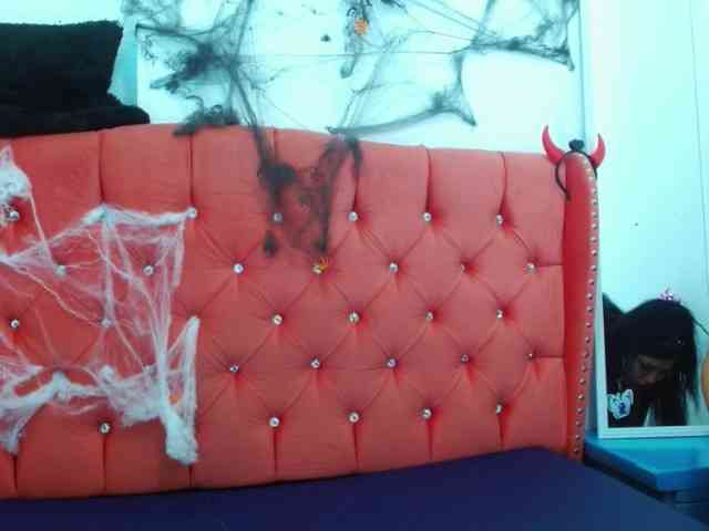 aliii_barrera webcam