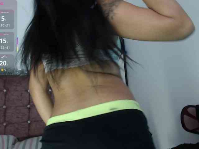 aliii_barrera webcam