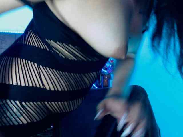 aliii_barrera webcam