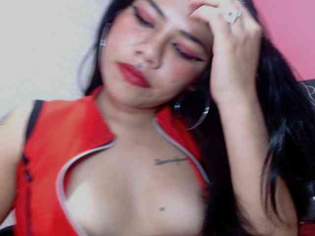 aliii_barrera webcam