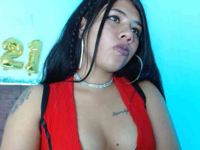 aliii_barrera webcam