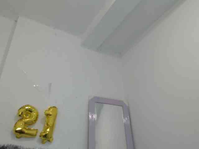 aliii_barrera webcam