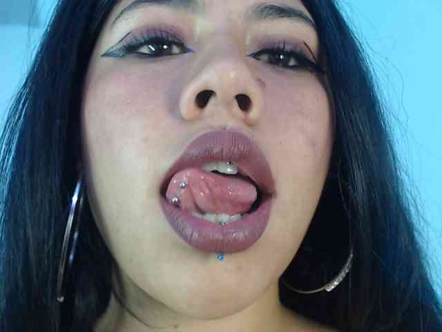 aliii_barrera webcam