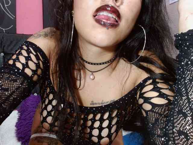 aliii_barrera webcam