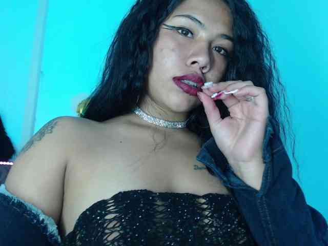 aliii_barrera webcam