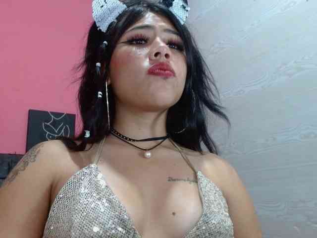 aliii_barrera webcam