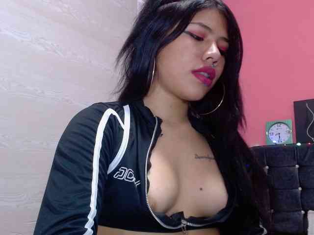 aliii_barrera webcam